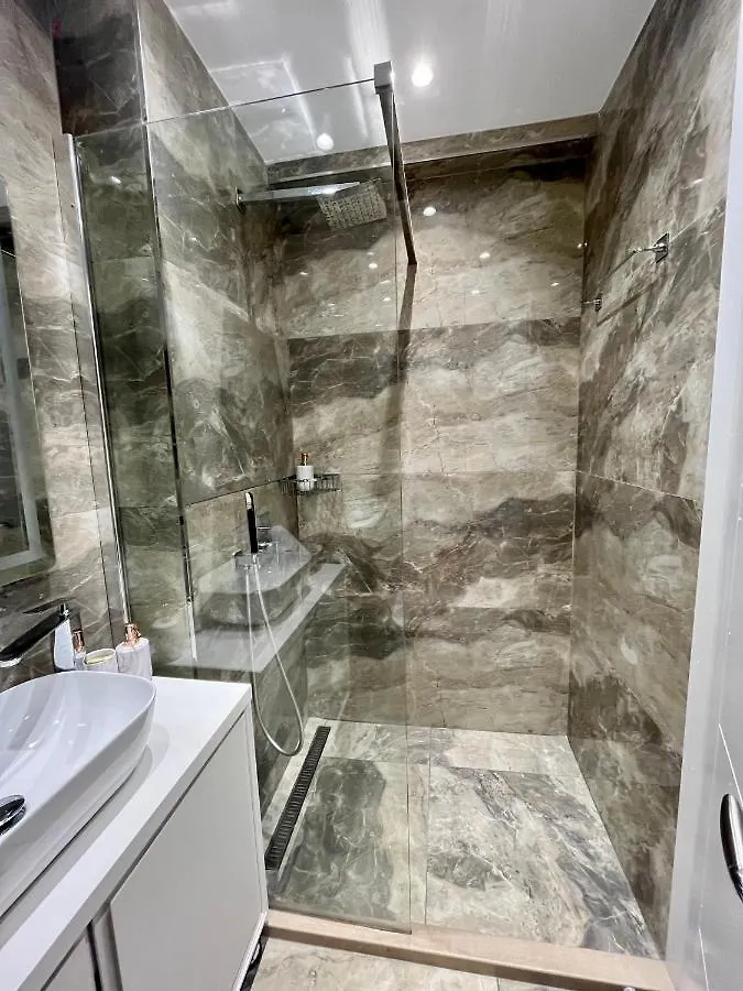 Adriatic Treasure Apt, Luxury & Beachfront - By Beta Premium Golem  0*, Golem (Tirana) Albânia